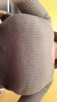 今日の着衣巨乳❤️の記事動画