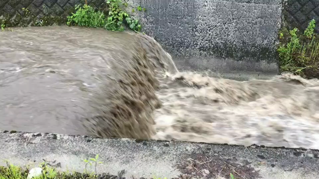 奈良の田舎も凄い雨やったらしい。の記事動画