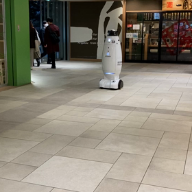 強気なロボット警備員さんの画像