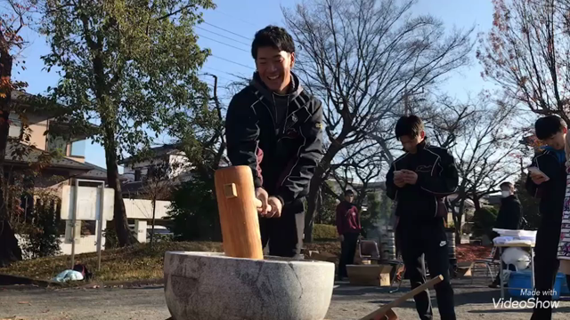 餅つき大会の記事動画