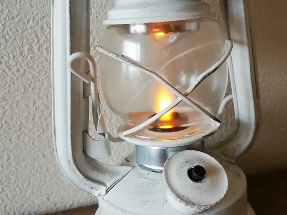 LEDランタン緊急入荷しました！の記事動画