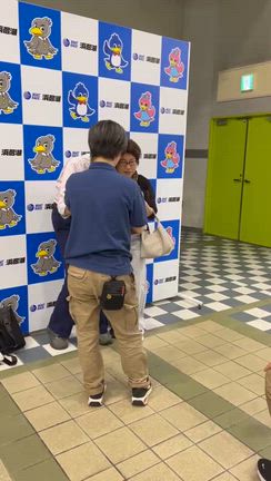 夫に誘われて…人生初の経験の記事動画