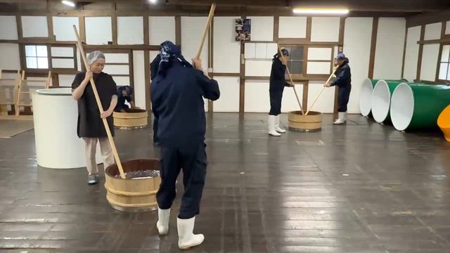 酛の変化を体感しながらの酛摺り。そして大きな虹が。の記事動画