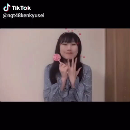 海里″あぶこな″に踏み込む(笑) 中井TikToc連投！の記事動画