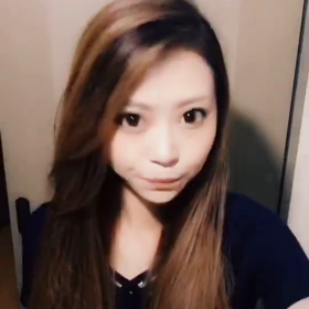 ティックトックする母の画像