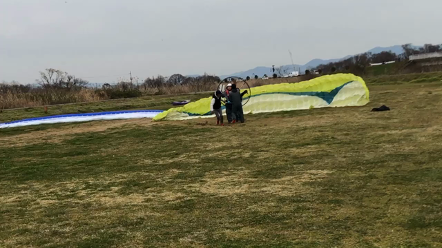 飛翔の記事動画