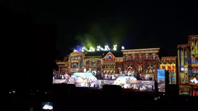 一足早くクリスマス気分(๑^︶^๑)･.｡:*･♬*の記事動画