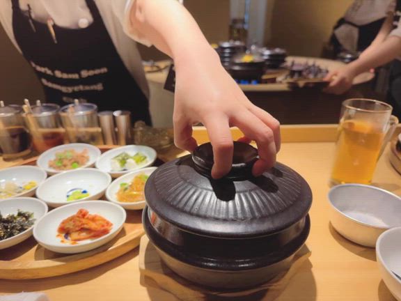 最高に美味しかった鶴橋の参鶏湯！の記事動画