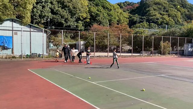 テニス教室の記事動画