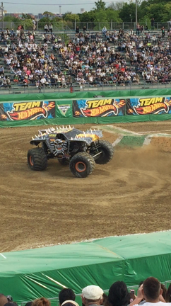 Monster Jam 2016 モンスタートラックの記事動画