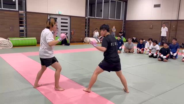 総合格闘技体験会を行いましたの記事動画