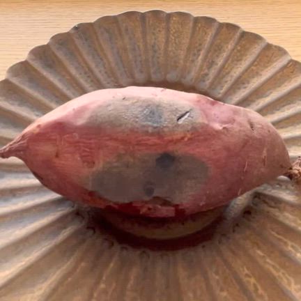 自宅の鍋で作る、絶品焼き芋の記事動画