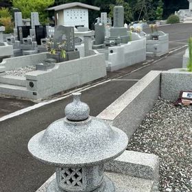 お盆の墓参の画像