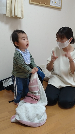 我が子に英語をふれさせたい親御さんへの記事動画