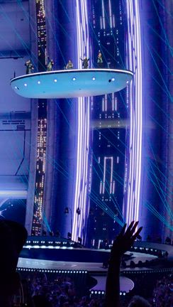 青春がよみがえる夜！Sphereで体感したBackstreet Boysライブの記事動画