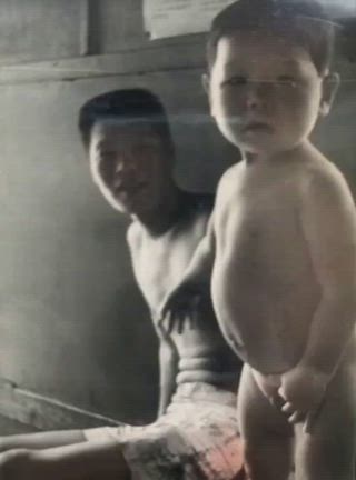 昔の家族写真がでてきました　動く！の記事動画
