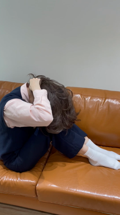 片手でウィッグを着用する方法☆彡の記事動画