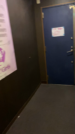 当店の入口の記事動画