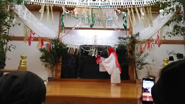 高千穂夜神楽の記事動画
