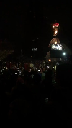 火祭りの記事動画