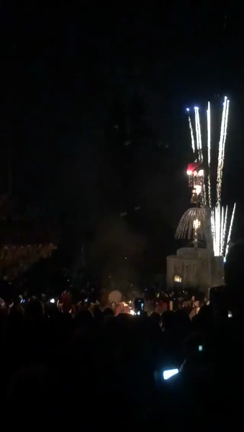 火祭りの記事動画