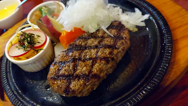 柳川でハンバーグランチの記事動画