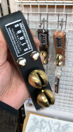 熊鈴 入荷しました。の記事動画