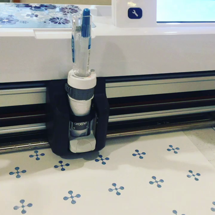 スキャンカットでテクスチャをドローして箱を作りました。の記事動画
