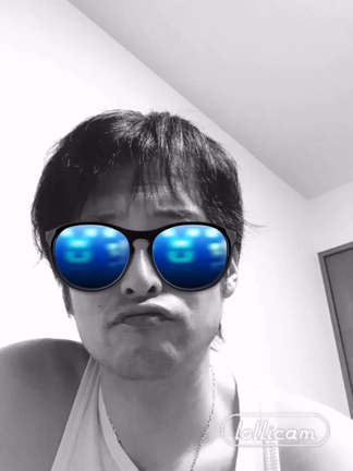 自撮り動画をGif化するアプリの記事動画
