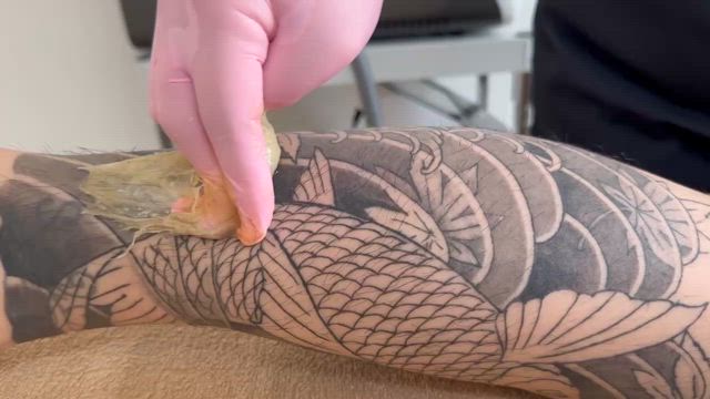辻スタッフの出勤状況の記事動画