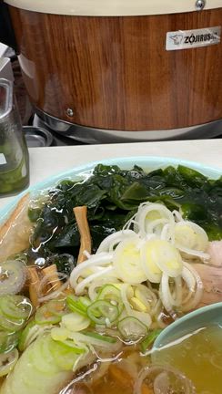 新橋の名店“新橋ニューともちん”の記事動画