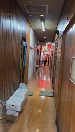 新橋の名店“新橋ニューともちん”の記事動画