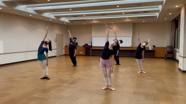 単純な動きをの記事動画