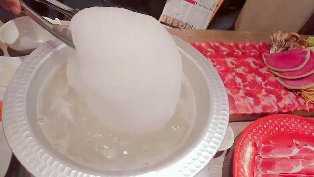 秋葉原　わたあめ鍋の記事動画