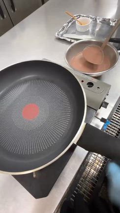 今年も温かいクレープご用意しますの記事動画