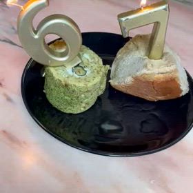 例のバースデーソングの画像