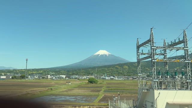 久々に富士山見えて嬉しい。の記事動画