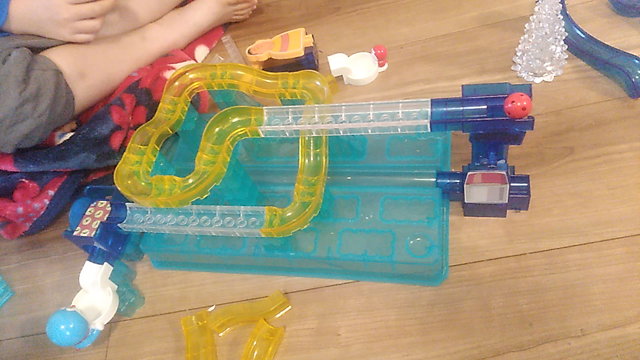 オススメ度MAXの賢くなる玩具の記事動画