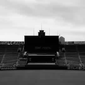 【夏疾風】動画UP  …  嵐、甲子園で「夏疾風」熱唱　名場面盛り込んだスペシャル映像完成の画像
