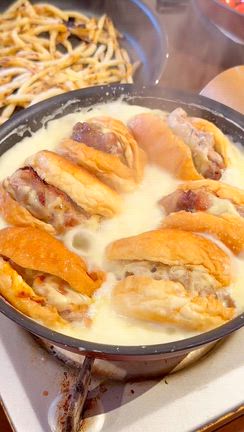 チーズバーガーめちゃ盛り上がりました！！の記事動画