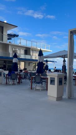 Hawaii⭐︎OUTRIGGER Reef Waikiki Beach Resort〜ラウンジ編の記事動画