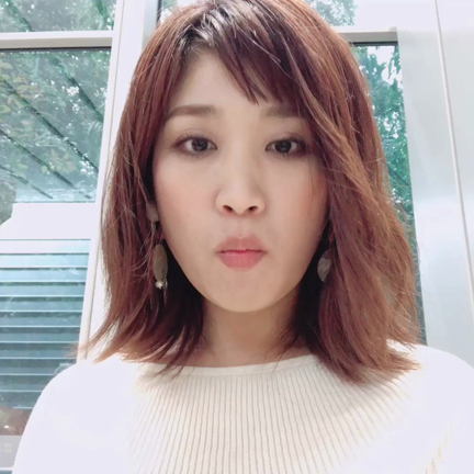 夕方におすすめの顔筋ストレッチの記事動画