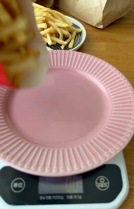 【サイレント値上げ？】マックのグランドフライを量ってみた結果の記事動画