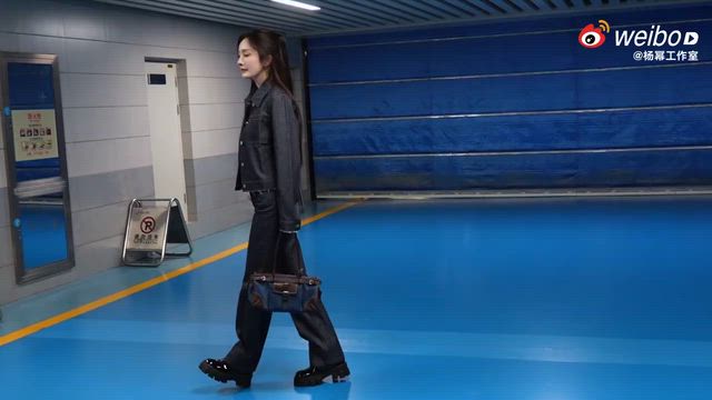 2025微博之夜①❤️の記事動画