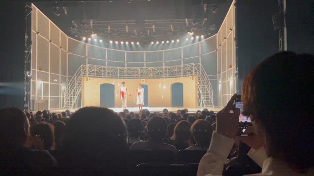ロミオとジュリエットの記事動画