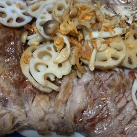旦那ちゃんは丼じゃなくてステーキだけの画像
