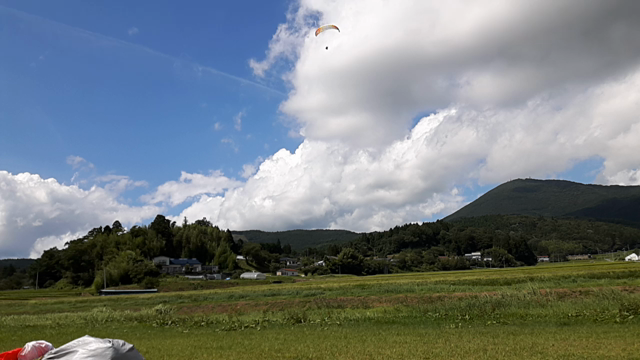 昨日8/26の山飛びの記事動画
