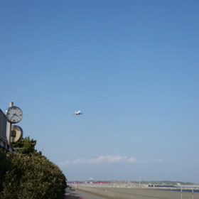 目の前の、飛行機の画像