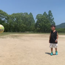 リフティング＝陽の画像