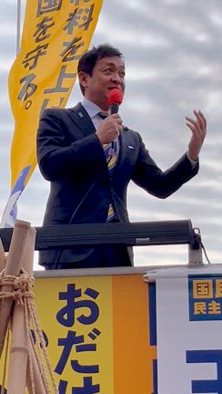 街頭演説の記事動画